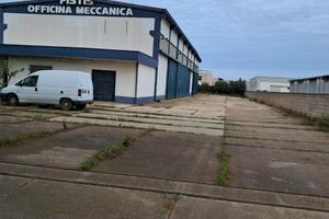 Capannone ad Oristano