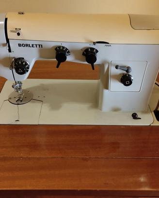Macchina da cucire Borletti con mobiletto