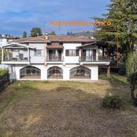 PORZIONE DI TRIFAMILIARE A PADENGHE SUL GARDA