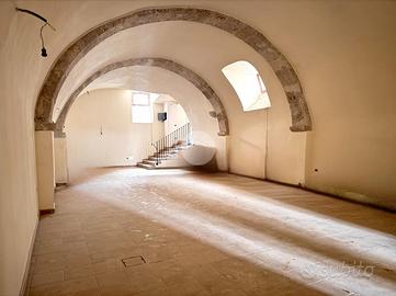 MULTILOCALE A L'AQUILA