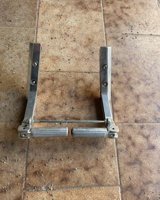 Poggiapiedi vespa px 125/150