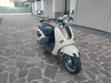 Aprilia HABANA MOJITO castom