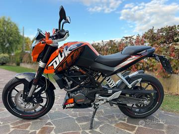 KTM Duke 125 2012