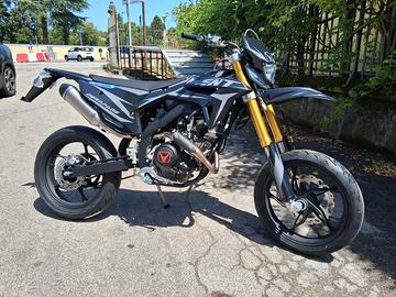 DERAPAGE 125 BLACK EDITION VENT**MOT. MINARELLI