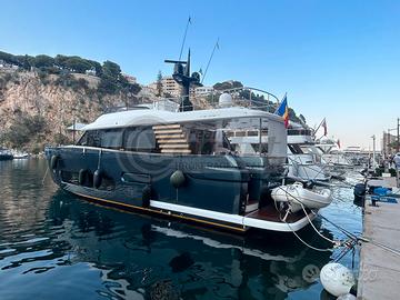 AZIMUT MAGELLANO 66 EVO