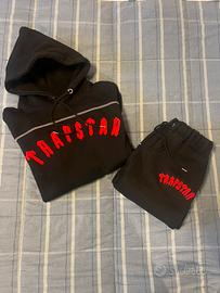 tuta trapstar nera e rossa