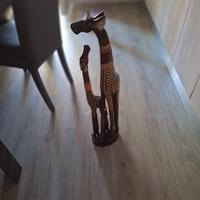 giraffe in legno