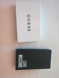 Set di scatole di grandi marchi moda e cosmetica. 