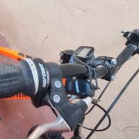 Bicicletta 240 bwin hard tail mountain bike