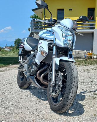 Kawasaki ER6N