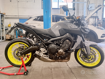 Yamaha mt 09 2017 night fluo