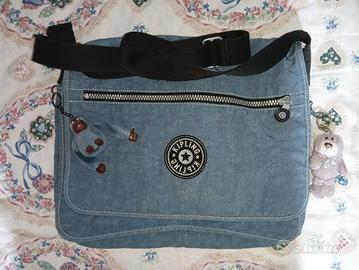 Grande borsa a tracolla della Kipling 