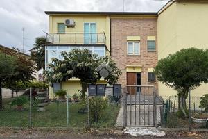 3 LOCALI A FUSIGNANO