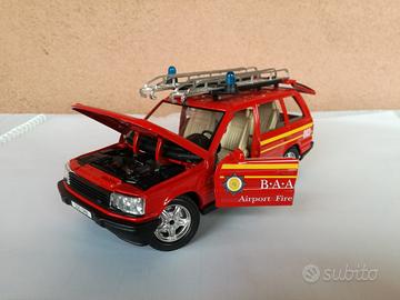Modello auto range rover vigili del fuoco burago