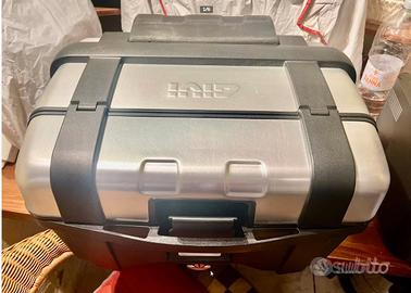 GIVI Trekker 46L Monokey + staffa M7 disponibile