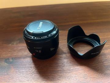 Canon 50mm 1.8 EF + Parasole