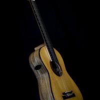 Chitarra classica di costruzione artigianale