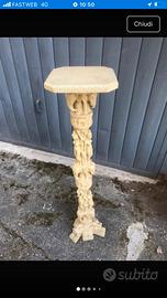 colonna in resina di avorio