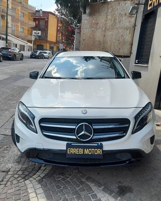 Mercedes-benz GLA 180 d Automatic Premium
