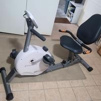 Cyclette con schienale di seduta