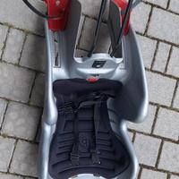 Seggiolino bici con attacco