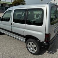 Peugeot ranch 5 posti autovettura