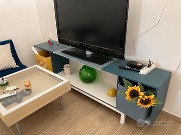 Mobile tv design minimal