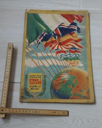 Album figurine STEMMI E BANDIERE vintage