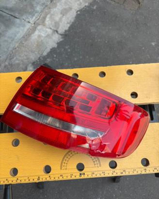 Stop audi a4 b8