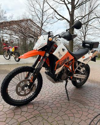 Ktm 950 superenduro