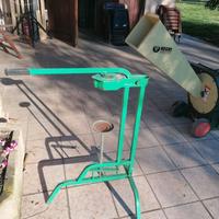 Imbottigliatrice con tappi