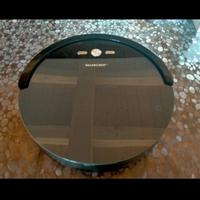 Robot aspira e lava pavimenti