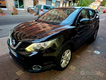 Nissan Qashqai 1.5 DCI Tekna 