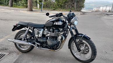 Triumph Bonneville T100 2010 EFI 986 Limited