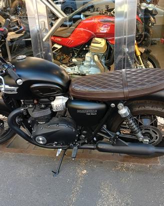 Triumph T 100 BLACK