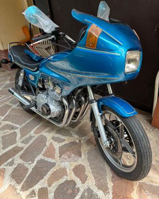SUZUKI GSX 750 16 valvole 1982 radiata