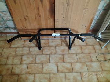 Barra per trazioni da muro