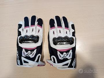 guanti moto