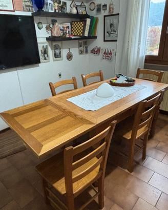Tavolo + sedie