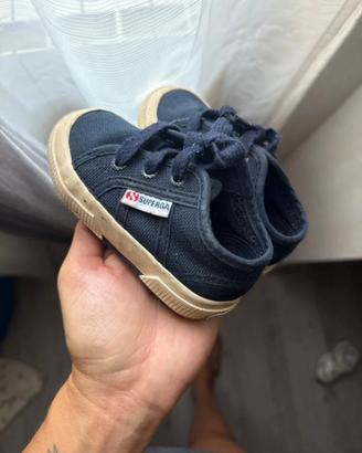 Scarpa bimbo
