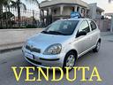 toyota-yaris-1-0-benzina-5-porte-clima-idroguida