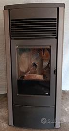stufa a pellet MCZ EGO 2.0 C/AIR 10 kw