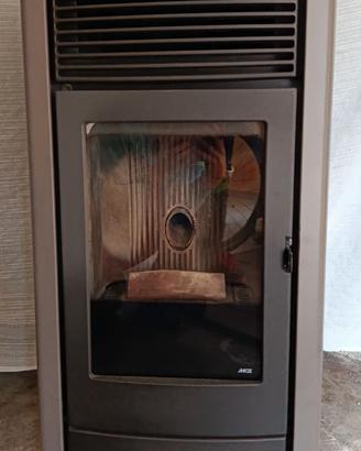 stufa a pellet MCZ EGO 2.0 C/AIR 10 kw