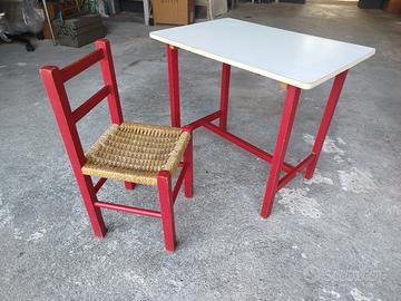 banco scuola  vintage per bambini 