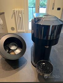 Macchina caffè Nespresso Vertuo con porta capsule - Elettrodomestici In  vendita a Milano