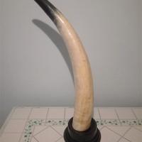 Soprammobile antiquario