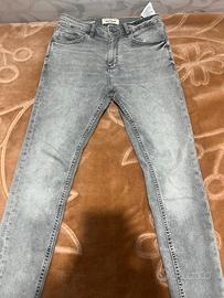 Jeans grigi