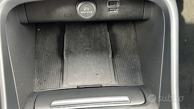 VOLVO XC40 T4 Plug-in Hybrid