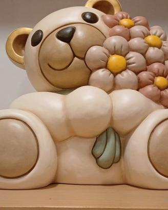 Teddy primavera Maxi con mazzo di fiori Thun 40 cm