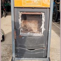 Rossella stufa a legna in ghisa